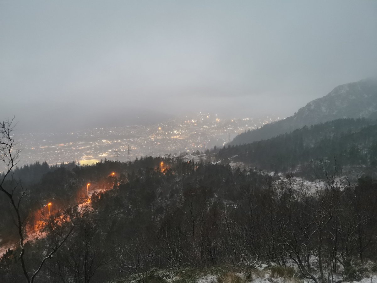 16km jog on Vidden in the snow. Cant believe its january. I found 25 cairns to submit.
Three new peaks