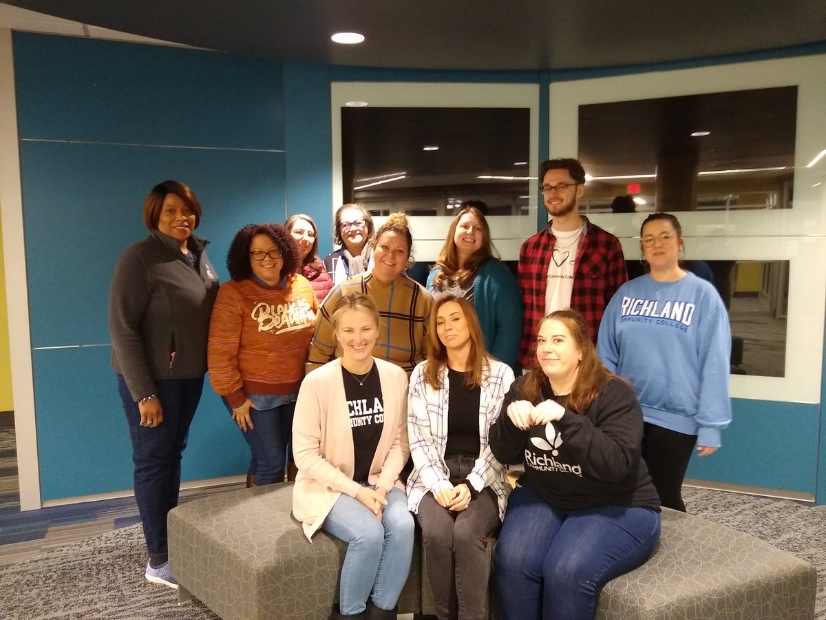 ILTransferology's tweet photo. Dena and Gina on the road! We had a great training session today working with advisors at Richland Community College on the various ways to use Transferology. Interested in attending a training session? Sign up here: https://t.co/mHVfUhyD5r https://t.co/CUqruFBIIX