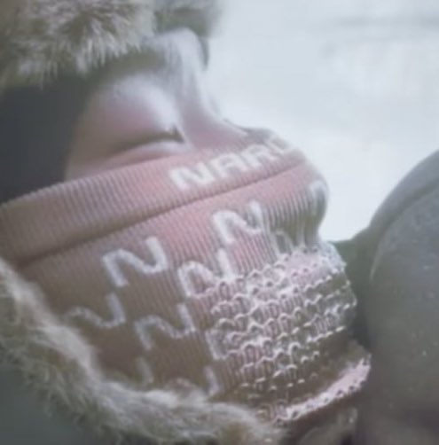 이꼬순내어케참는거임