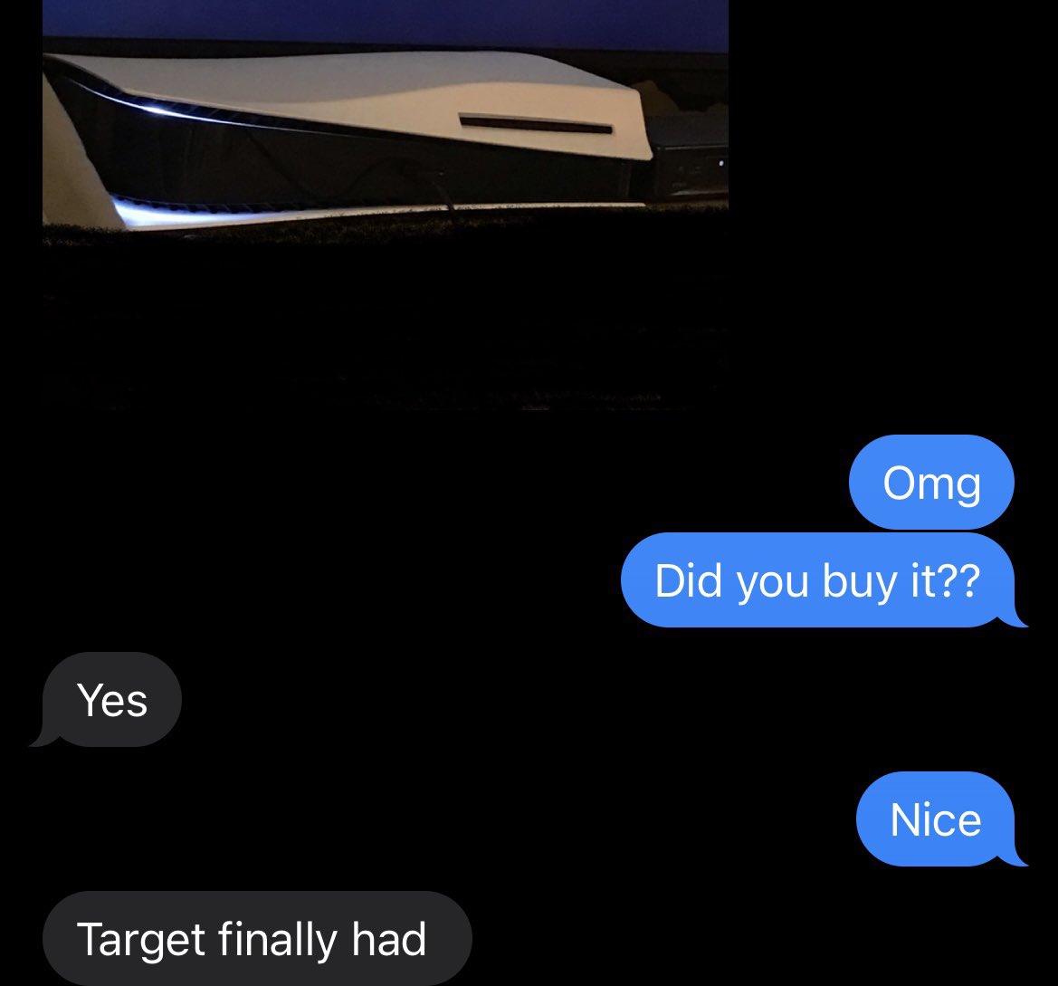 AshSaidHi tweet media