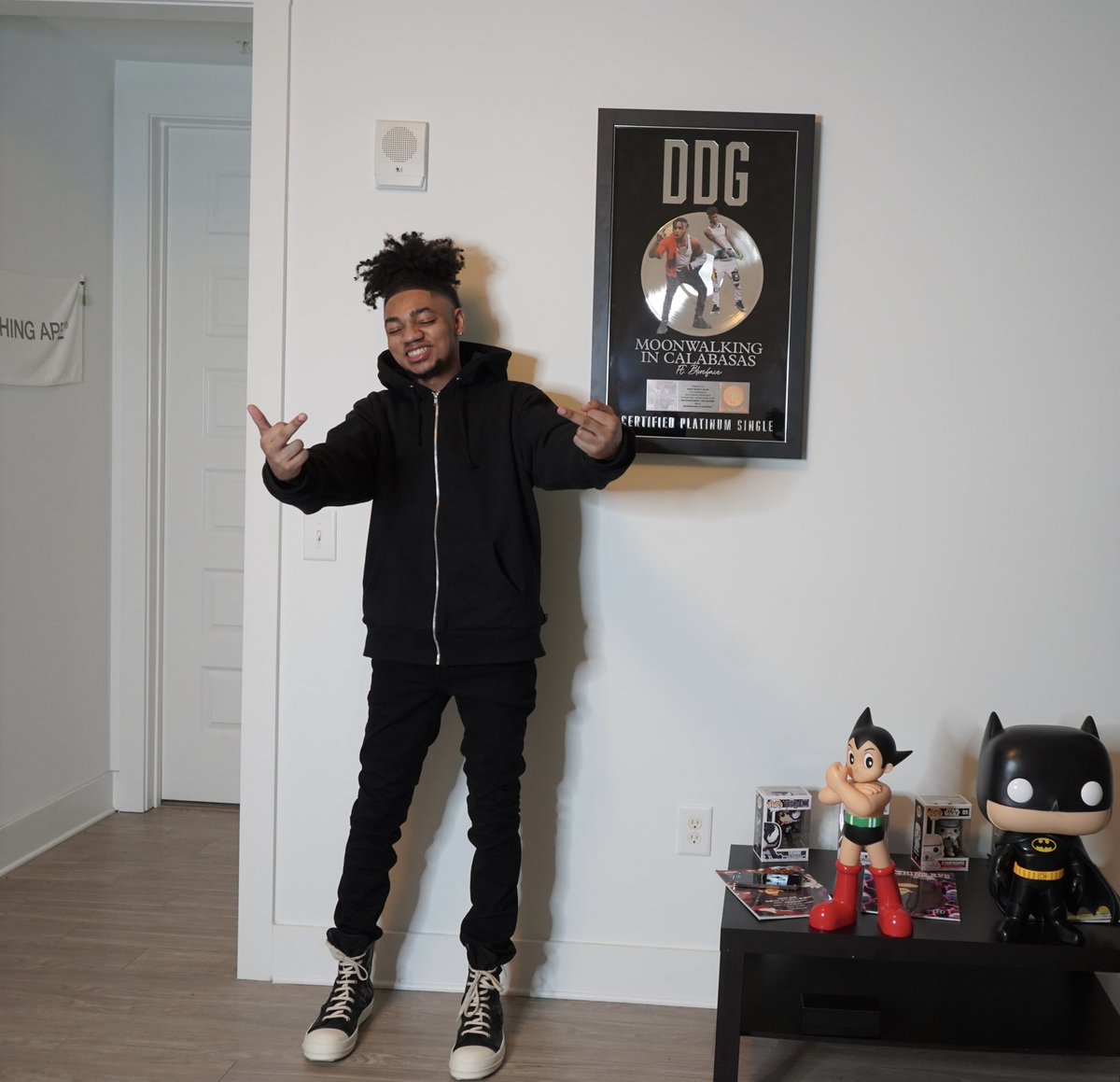 Devislit's tweet image. 