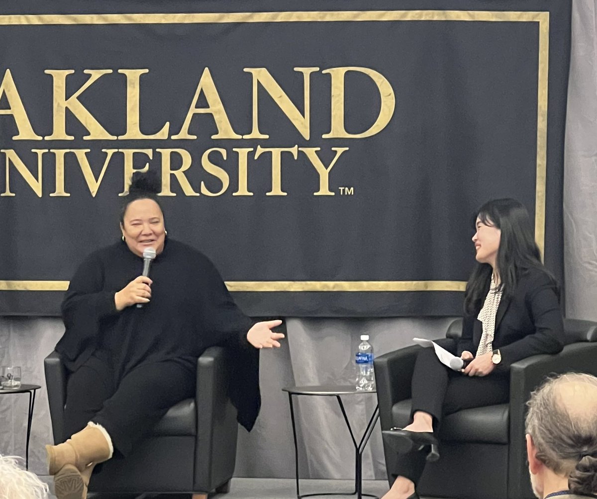 JoeShivelyOUCAS's tweet photo. Great first event of the Barry M. Klein Center for Culture and Globalization as we welcomed our first Visiting Chair, award-winning filmmaker dream hampton. @oaklandu @OaklandCAS #thisisou #oucas #kleincenter https://t.co/ig04PoaDQp