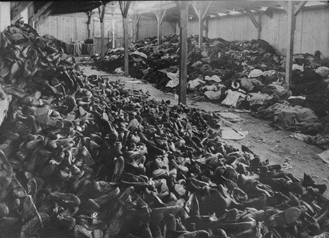 RealTimeWWII's tweet image. Over 1 million prisoners have been murdered at Auschwitz & adjacent Nazi camps in five years. Red Army now find 100,000s of shoes & clothes taken from the dead, & 8.5 tons of human hair: