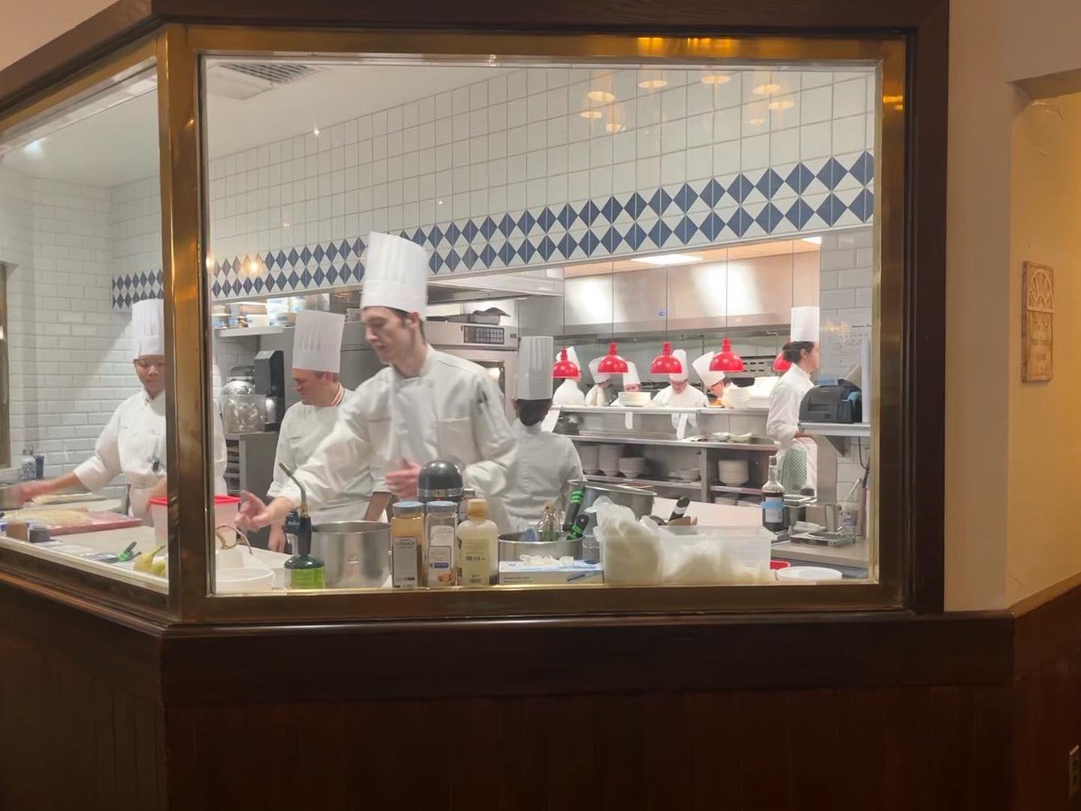 MichaelBarra's tweet photo. Went to American Bounty at @CIACulinary for an early birthday lunch. It was awesome! I’ll definitely be back to check out the other restaurants as well. 
#americanbounty #americanbountyrestaurant #culinaryinstituteofamerica #hydepark #newyork https://t.co/SHSH1HJsBR