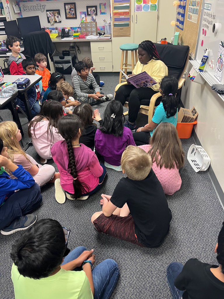 Azeemah (5th grade) was a guest reader in Mrs. Morgan’s 3rd grade class! What a special treat! 🦅💜📚 #BelievePlanoISD