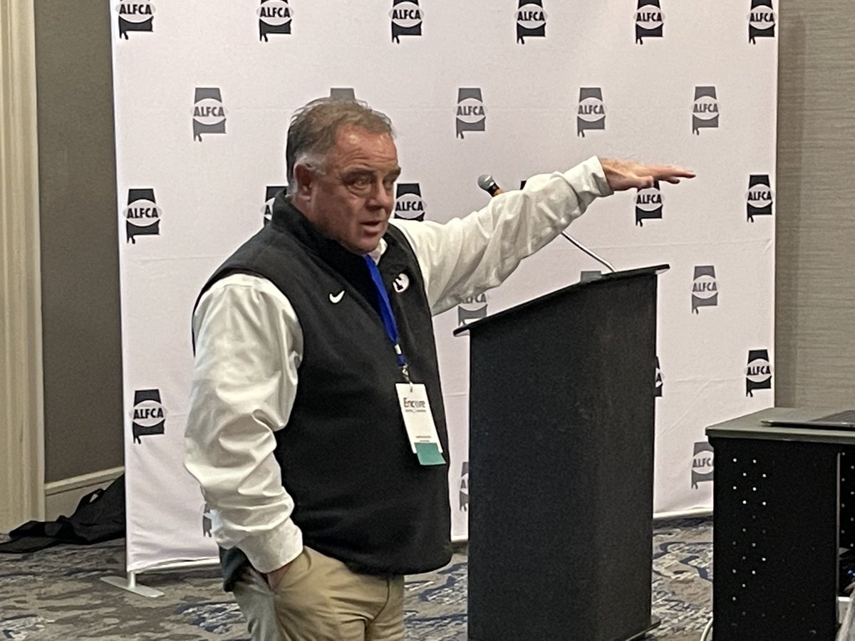 ALFCA_'s tweet photo. Theodore’s Eric Collier talking to the ALFCA membership about his weekly practice and preparation schedule at the 18th ALFCA Convention. https://t.co/mGNJT8eZyv