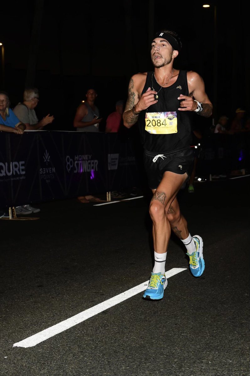 lamarathon's tweet photo. Anthony Solis is hoping to run sub-2:18 in the Los Angeles Marathon on March 19 in order to qualify for next year’s U.S. Olympic Trials Marathon in Orlando, FL. Let’s Go Anthony! https://t.co/5ha54dRw6w https://t.co/b75PpjtJjc