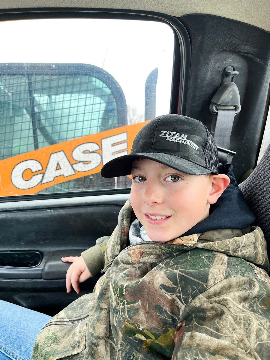 Eli Donaldson, son of Adam Donaldson with Donaldson Ditching, stopped into Titan while out helping dad and was rocking his Titan Machinery cap! Looking good, Eli! 😎