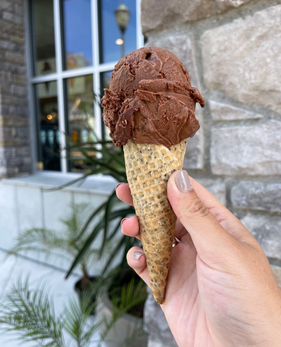 SBPublicMarket's tweet photo. 🍦 Introducing the newest additions to the menu at @roriscreamery - Junk In The Trunk and Vegan Chocolate Orange!
Available now at the #SBPublicMarket
#SantaBarbara #DowntownSB #santabarbarafood #santabarbaraicecream https://t.co/g3SxsZ7AHb