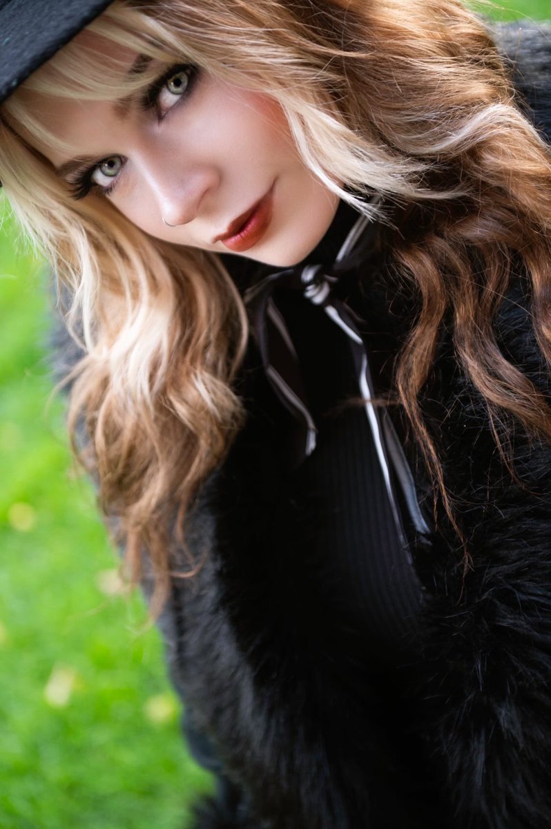 prettyoddbeee's tweet image. That’s not me ? Im still in disbelief 😂✨
-
Photos by the talented @EveyRosie ♥️
-
#london #londonmodel #model #PalayeRoyale #alt #altmodel #altfashion