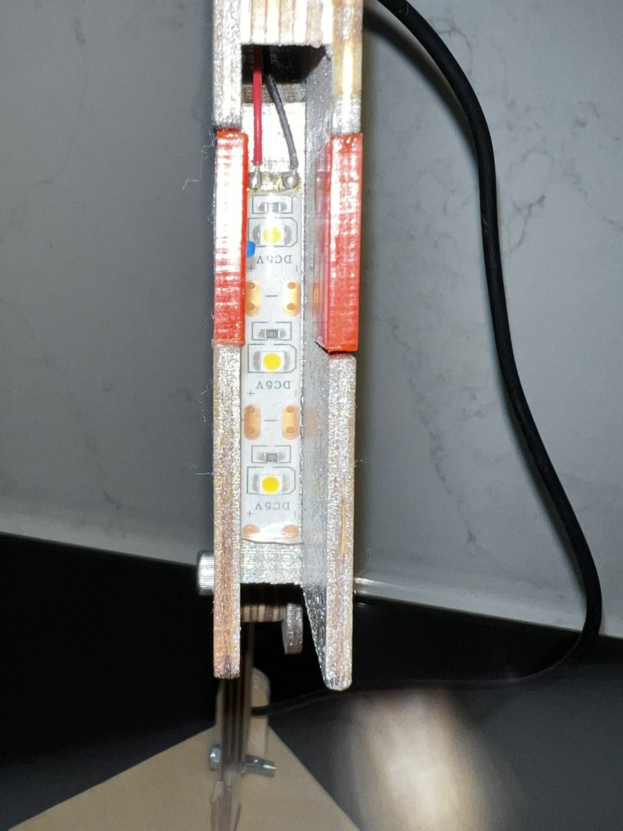 LecEtec's tweet image. My youngest had a dt project at school to build an led lamp and she did me proud 🥰 #schoolproject #dtproject #lamp