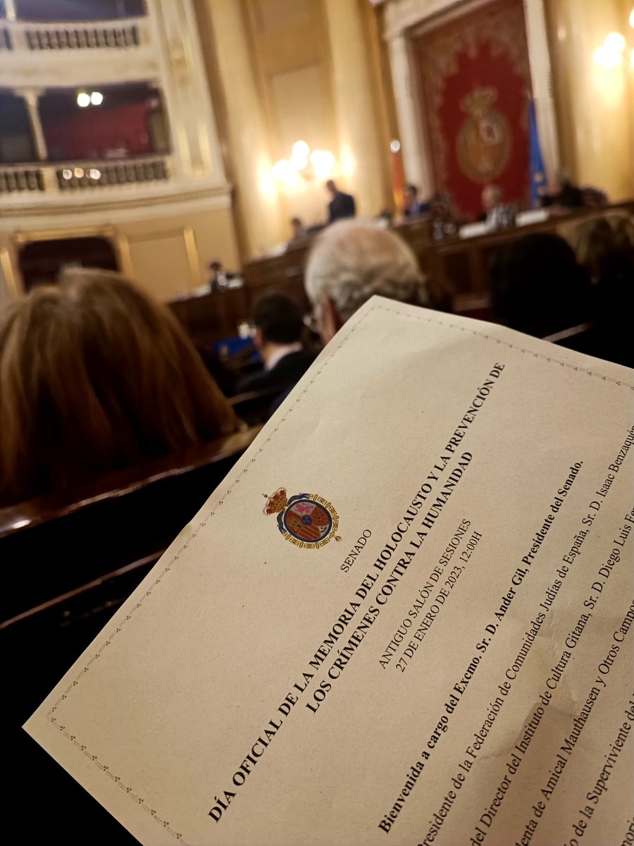 CharoGonzlezMa1's tweet photo. Un día muy especial en el Senado: Memoria del holocausto y prevención de los crímenes contra la humanidad. Irene Schashar,  niña del gueto de Varsovia, llevando en sus carnes el peso de la barbarie. https://t.co/xMkIeZWCoh
