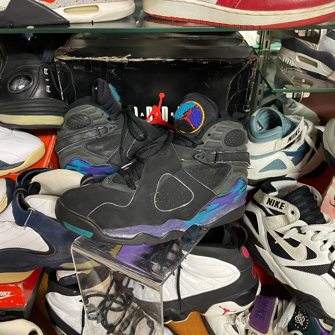 SneakerNews's tweet photo. The Air Jordan 8 celebrates its 30th anniversary this year 🎂 https://t.co/VqdPPZKxqQ