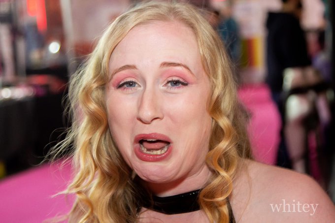 🤣🤣 caption this! Pic courtesy of @berlin_whitey https://t.co/oLVqFovYbW<a class="tags" target="_blank" title="On Twitter" href="/?out=eyJ0eXAiOiJKV1QiLCJhbGciOiJIUzUxMiJ9.eyJpYXQiOjE3MjcyNTg0NjMsImlzcyI6InR3cG9ybnN0YXJzLmNvbSIsIm5iZiI6MTcyNzI1ODQ2MywiZXhwIjoxNzU4Nzk0NDYzLCJyZWRpcmVjdF91cmwiOiJodHRwczovL3R3aXR0ZXIuY29tL2Jlcmxpbl93aGl0ZXkifQ.WiDoArWBO0fp42PHgIpcED9ozJVFl5vytnC25I7uK6CAVo-XOwoN4ZB7R7a6US5A0orIRA9iKx5rckaa8ZqhNQ">@berlin_whitey</a><a href="/tag/venusberlin"class="tags"><span>#venusberlin</span></a>