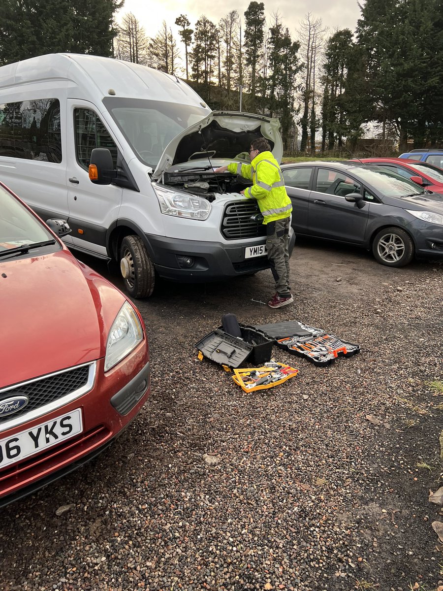 AngsYngEngrs's tweet photo. A few new activities being tested out by our young STEM leaders this afternoon #EngineeringEnterprise #AYEmechanics https://t.co/neZvmC9fKg