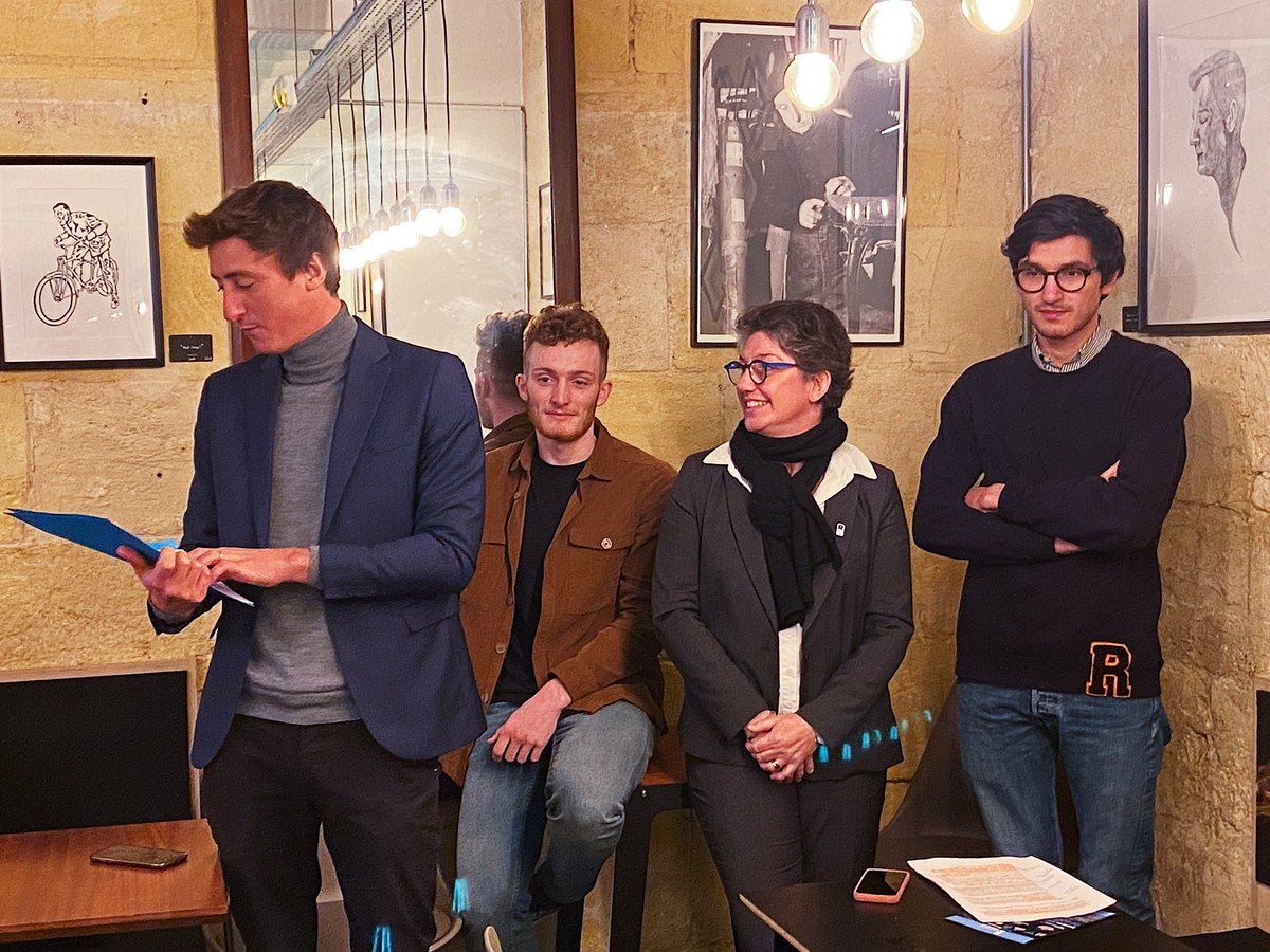 Très heureuse de poursuivre l’aventure  @renaissanceeuro33 en tant que présidente !
Merci <a href="/GLetaillandier/">Grégoire Le Taillandier</a> pour tout le travail accompli depuis 2021 pour déployer <a href="/RenaissanceUE/">European Renaissance 🇪🇺☀️</a>33 en Gironde et porter le projet européen d’<a href="/EmmanuelMacron/">Emmanuel Macron</a>.
On continue !
@RenaissanceUE <a href="/ValerieHayer/">Valérie Hayer</a>