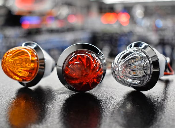 raneyschrome's tweet photo. These watermelon lights would look pretty sweet on your rig!🍉
Shop Watermelon Lights here: https://t.co/mR6MbiWYqB
#raneys #chrome #semi #led https://t.co/Qo6xpDoHxI