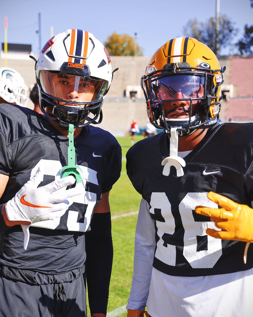 NFLPABowl's tweet photo. Grind don’t stop 😤🤘

#NFLPABowl | #Path2Pasadena https://t.co/cgB6aQF3FE