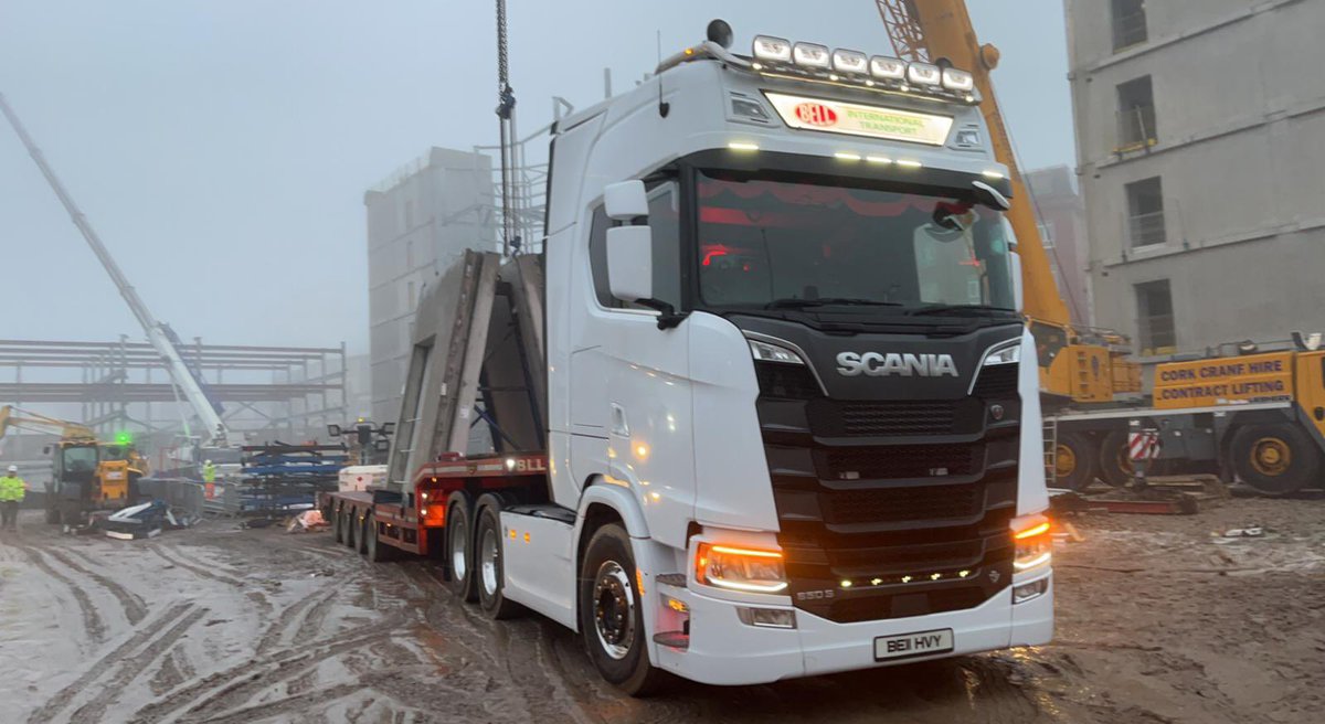 TransportBell's tweet photo. BE11 HVY looking fabulous this Friday after a busy week! #scaniav8 #fridayvibes https://t.co/loDCq1kUJF