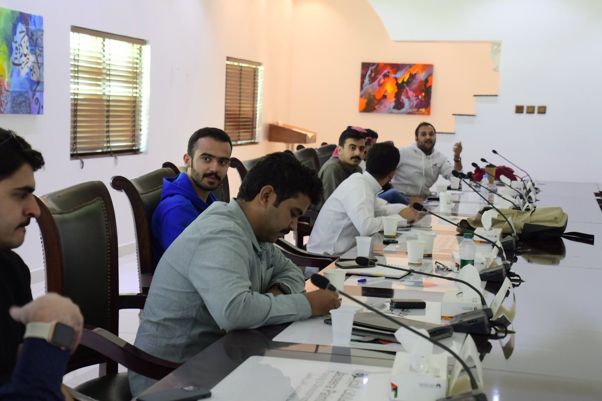 ASMEKSA's tweet photo. أقامت ASME KKU وبالشراكة مع @JPaintsKSA دورة مقدمة في الأوشا بمجموع ٣٠ ساعة تدريبية🤩.
تشكر إدارة الفريق @JPaintsKSA على جهودهم العظيمة في تدريب الطلاب والطالبات وفق المعايير العالمية 💫. https://t.co/Go9qGFwoHo