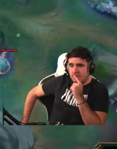 mousesports's tweet image. Der gute @BDS_GrabbZ bekommt Flashbacks von Nidalee Speere bei den Ashe Ults 🤣🤣🤣

#StraussPrimeLeague