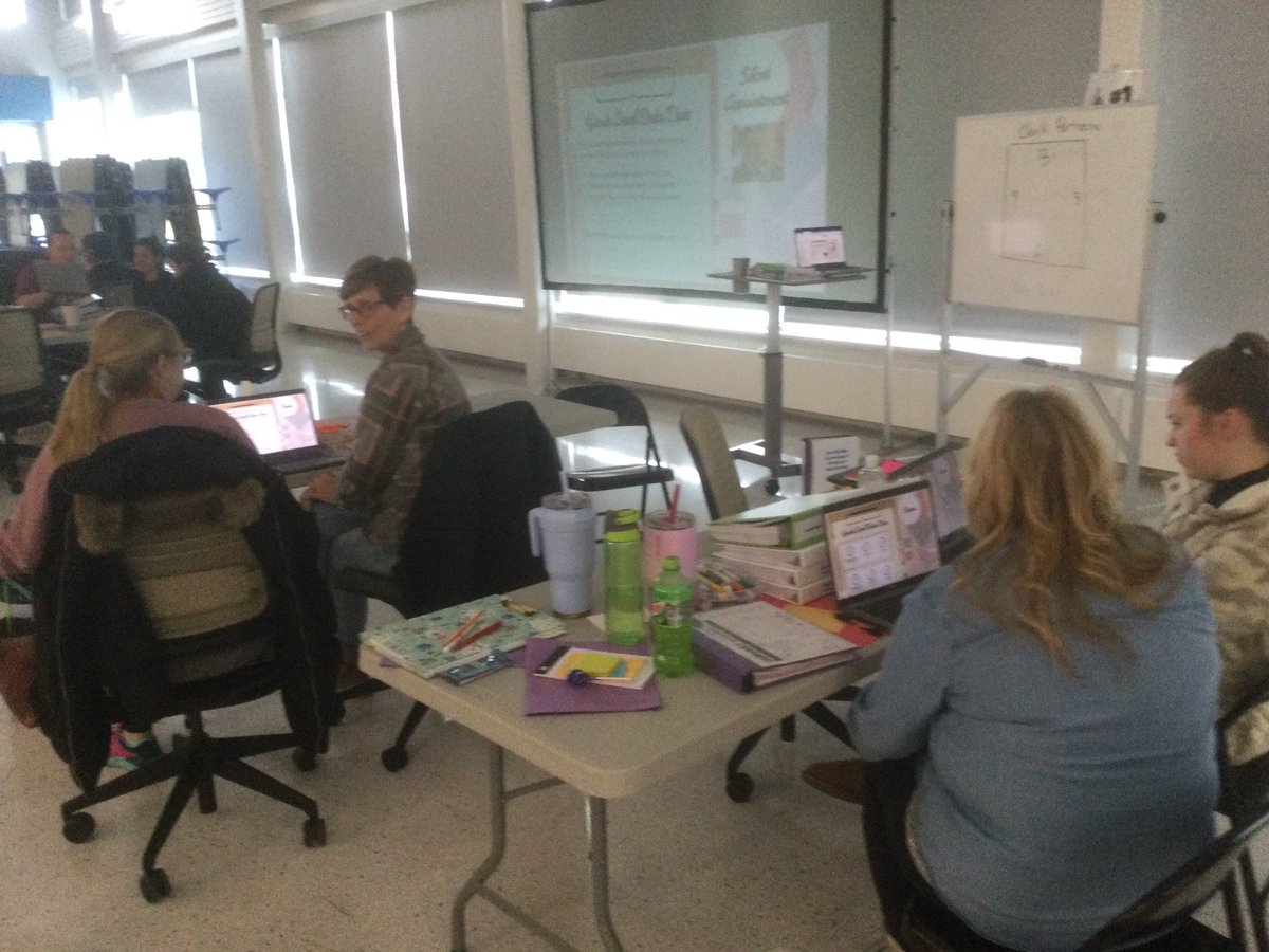 paehling's tweet photo. Bishop staff digging into Fastbridge data on our professional development day! #bishoprps https://t.co/zqOvFtUOMO