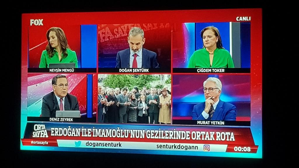 Yalnışlıkla 5 dakika izledim
Allah affetsin kendimi vatan haini gibi hissettim, bide utanmadan "imamoğlu da mağdur ve bunu kullanmalı" diyorsunuz, yahu zaten adam mağdur edebiyat-ı yaptı istanbulluyu kandırdı başkan oldu, millet salak mı yine bu oyuna gelsin
#ortasayfa
