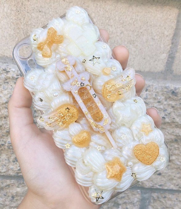 how many of you were there for my 2019-2020 resin shop arc? and how many of u want me to bring it back