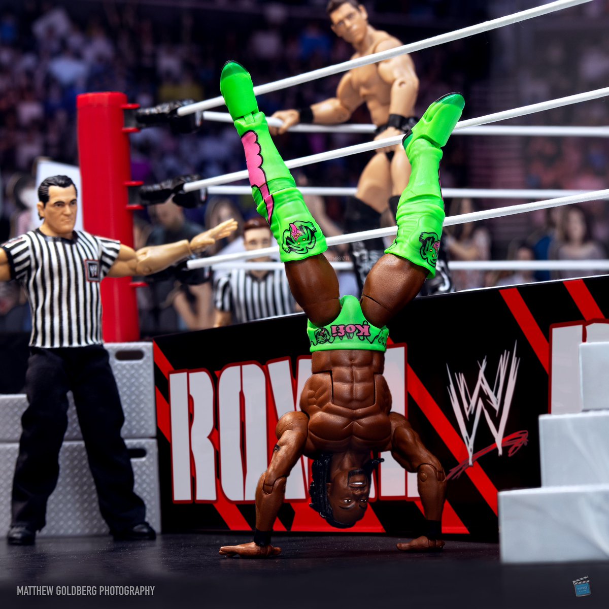 Kofi Stays In The Rumble! - WWE Royal Rumble (2012)

📸: Instagram.com/mbg1211
—
What’s your favorite Kofi Royal Rumble save?
—
#WWE #RoyalRumble #KofiKingston #TheMiz #WrestlingFigurePhotography #Mattel