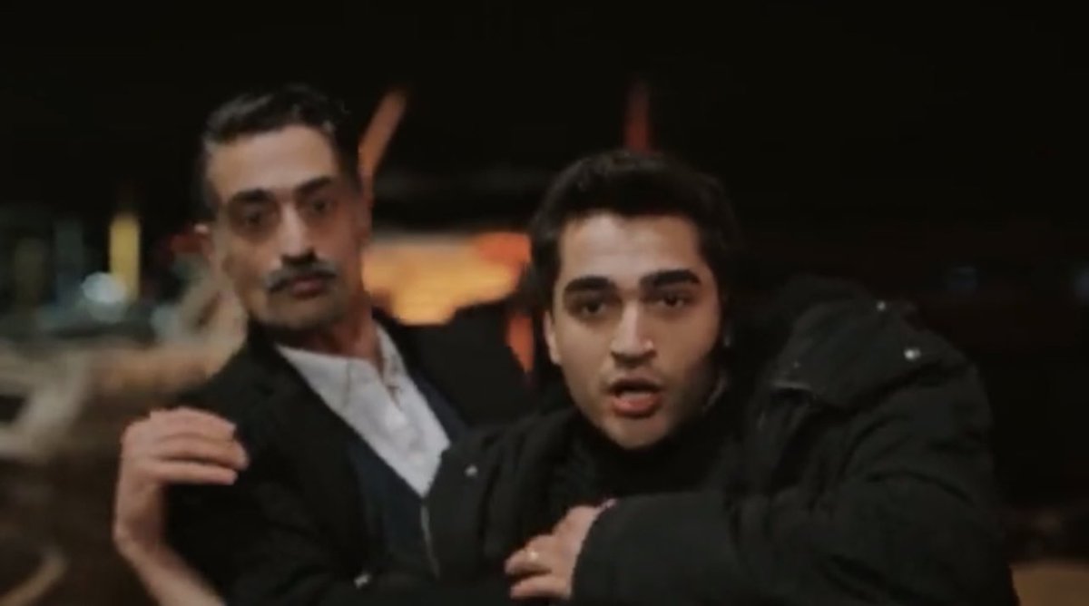 #YaliCapkini 20.bölüm fragmanında neler olacak? Ferit mi yoksa Kazım ağa mı vuruldu? 

dizipush.com/yali-capkini-2…