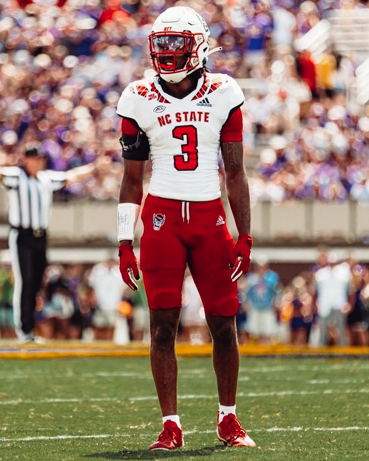 PFF_College's tweet image. Most coverage snaps played without allowing a TD last season:

🐺 Aydan White - 482