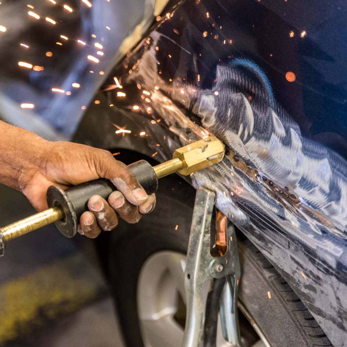 HighDesertAuto1's tweet photo. Accidents happen, but it's easy to get your car back in shape. No matter the extent of the damage, the people of #Victorville can trust us to get them back on the road! https://t.co/1wXxKYFTdI