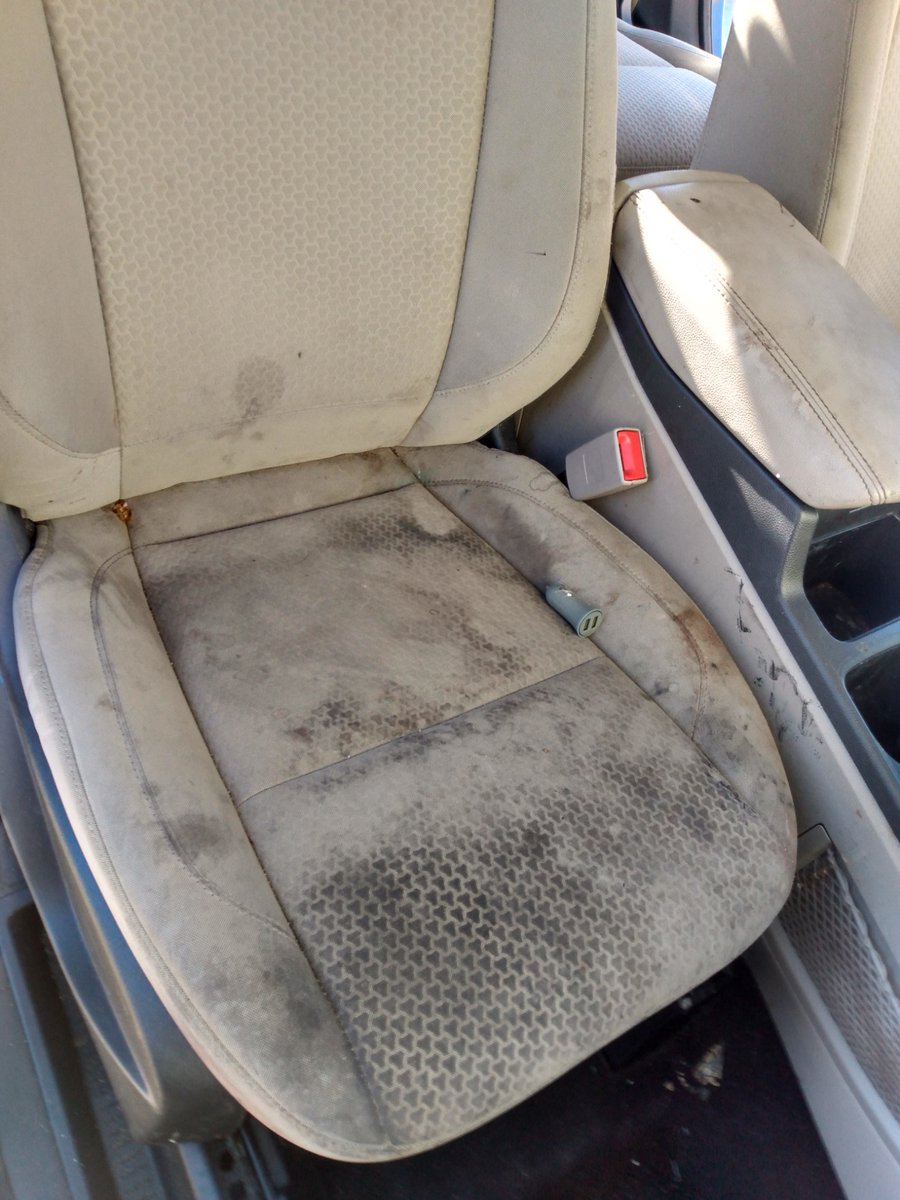 OnDetailing's tweet image. Busy day detailin 
#417Land #branson #cardetailing