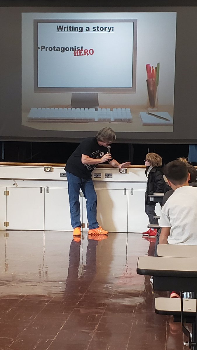 Library_PVMS's tweet image. To kick off #SPSReads 3rd-5th graders @PViewSPS had the honor of creating a story with author @jscottsavage Discovering that neurodiverse thinking leads to creativity! @officialSPS #spslib #storieswelove @ShadowMountn #graysonfoxx