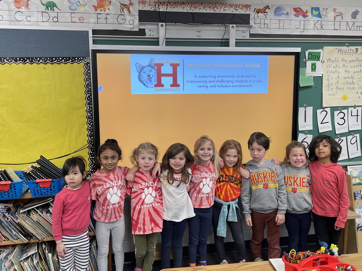 Showing our spirit Go Eagles! Happy HES!#happyhillendale