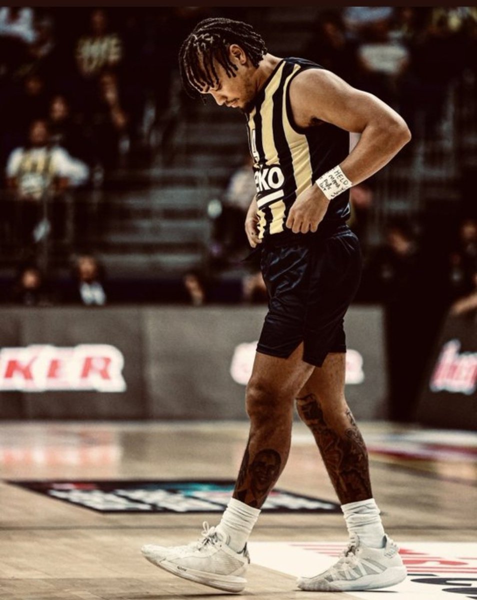 Carsen Edwards Fanclub tweet media