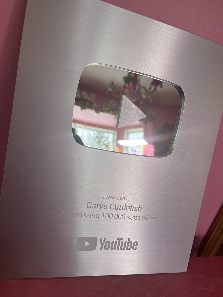 Carys Cuttlefish tweet media