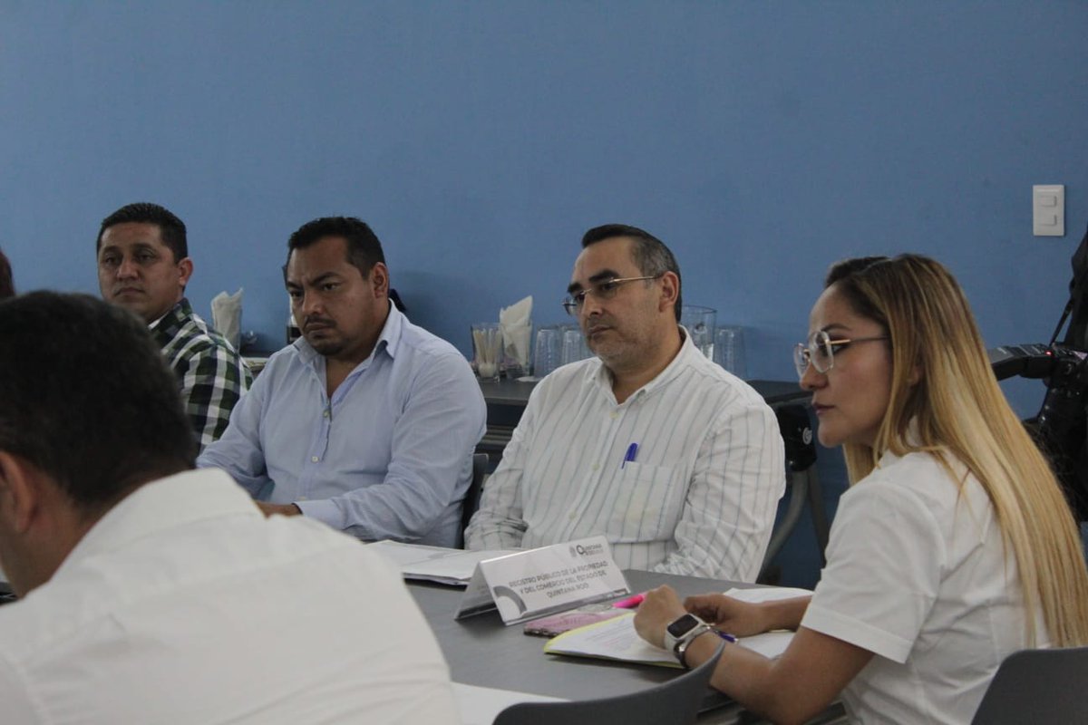 SABGOBQRoo's tweet photo. ... y hacer más eficiente la tramitología que realiza la Cámara en el proceso de construcción de vivienda para las y los quintanarroenses. (2/3) https://t.co/HVgWJYMZjJ