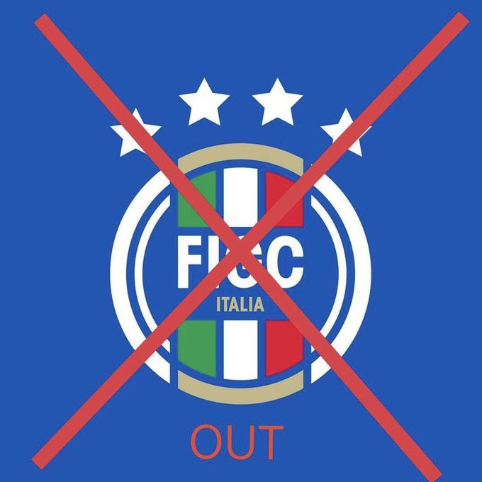 GProtesi's tweet image. 🚨 La Serie A italiana senza la Juventus, fallisce. 
Dazn e Sky senza la Juventus, falliscono.
Gli investitori senza la Juventus, non vengono in Italia. 

Avete capito cosa fare quindi ? DISDIRE DAZN E SKY !! 

#DisdettaSkydazn #disdettaDAZN #disdettatimvision #disdettaDAZN