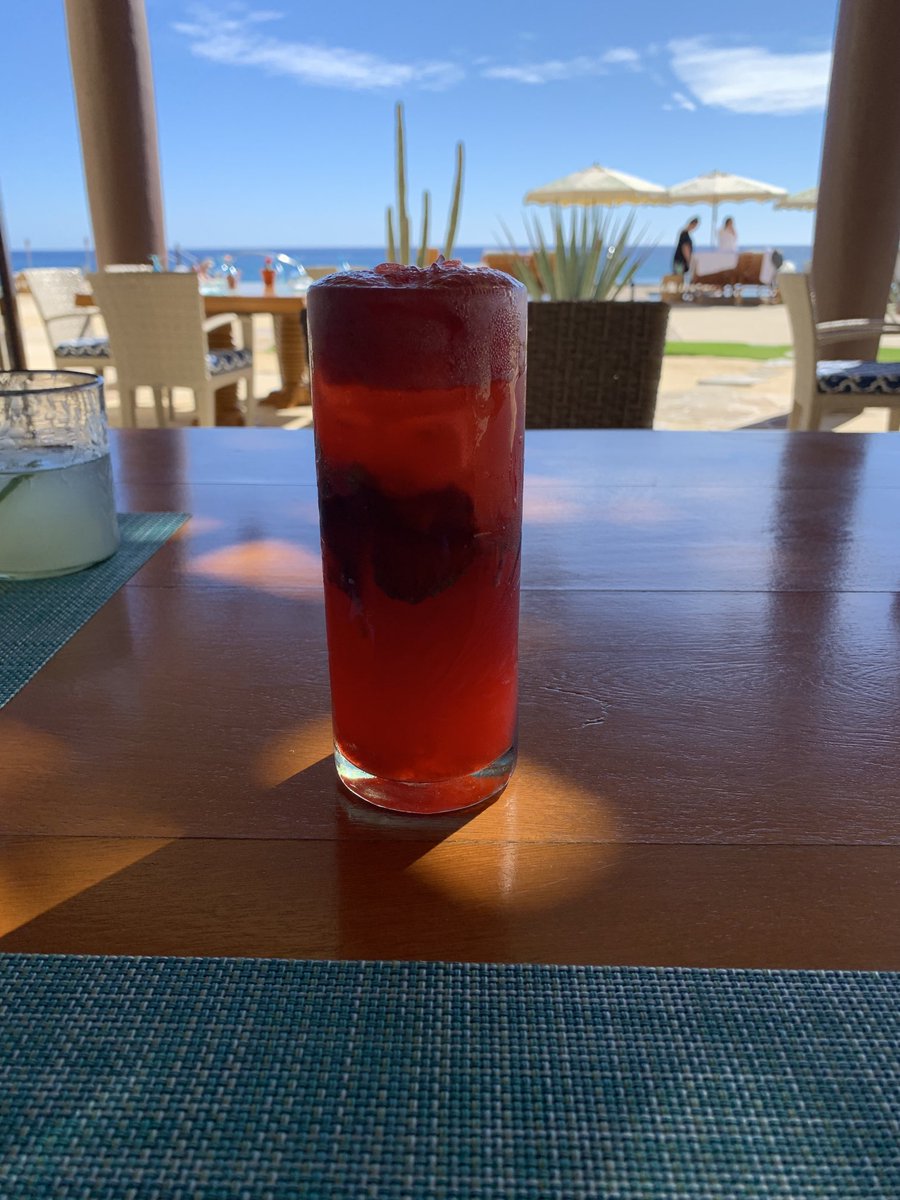 gman_in_gville's tweet photo. Last one. Back to regular life manana #Salut #CaboLife https://t.co/Mb5OcFTC1v