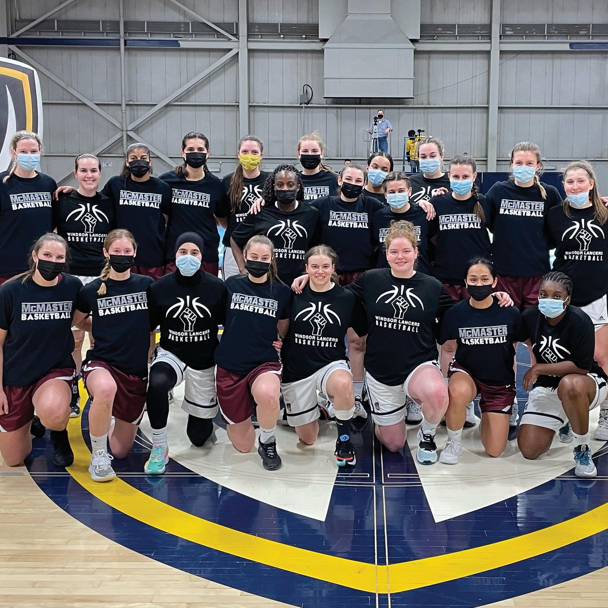 OUAsport's tweet photo. @McMasterSports @McMasterU @USPORTSca @uOttawaGeeGees @uOttawa Whether raising awareness or raising funds, a number of EDI and anti-racism initiatives have also hit the hardwood, including #BlackHistoryMonth games, the inaugural #ShootForChange games, and the #With1Voice night. 🏀

#WeAreONE | #UnitedAgainstRacism https://t.co/tnxp3IEwDf