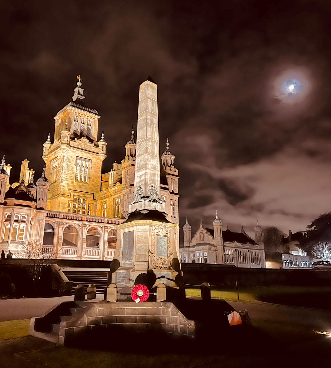 esocweb's tweet photo. Great start to the @EUOCLegends #bigweekend with Fight With The Night around Dean Village finishing off on the atmospheric grounds of @esmsedinburgh https://t.co/NoIR5wZ0M9
#orienteering #nighto #fwtn #welikeitatnight #edinburgh #woc2024 @scottish_o π¦ https://t.co/iIm55wBoXP
