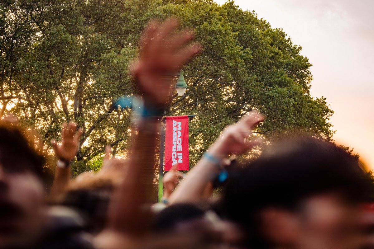 Hands in the air if you can't wait until the next #MIAFest 🙌