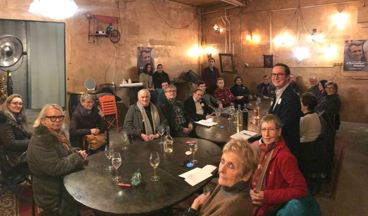 🗳 élections départementales <a href="/Renaissance/">Renaissance</a>
➡️ Présentation de l'équipe, des priorités du territoire, et écoute des attentes des adhérents
🙏 Merci pour tous les échanges  autour de la liste menée par <a href="/GirardinEric/">Éric GIRARDIN</a> 
💪 Maintenant tous sur le terrain pour faire gagner <a href="/Laure_Miller/">Laure Miller</a>