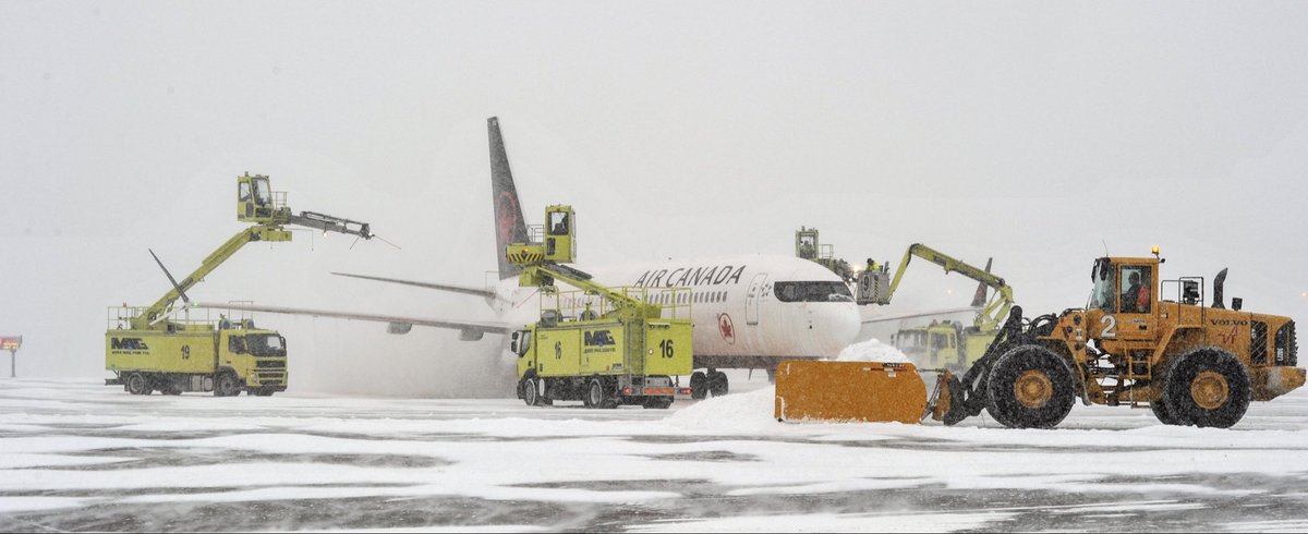 Most Canadian VC thing ever?

I just signed the SAFE to invest in another amazing Canadian startup on a plane that’s waiting in line for the de-icer in the middle of a snowstorm.

Can’t stop Canada!

❄️🥶🚀🇨🇦🔥