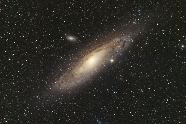 NMMagazine's tweet photo. Astrophotographer Mike Hawkins answers questions and guides attendees to see nebulas, galaxies, and constellations through Angel Fire Resort’s telescope tonight from 6–8pm. https://t.co/RVW0nj0KZ3 https://t.co/HAUR9iLr7r