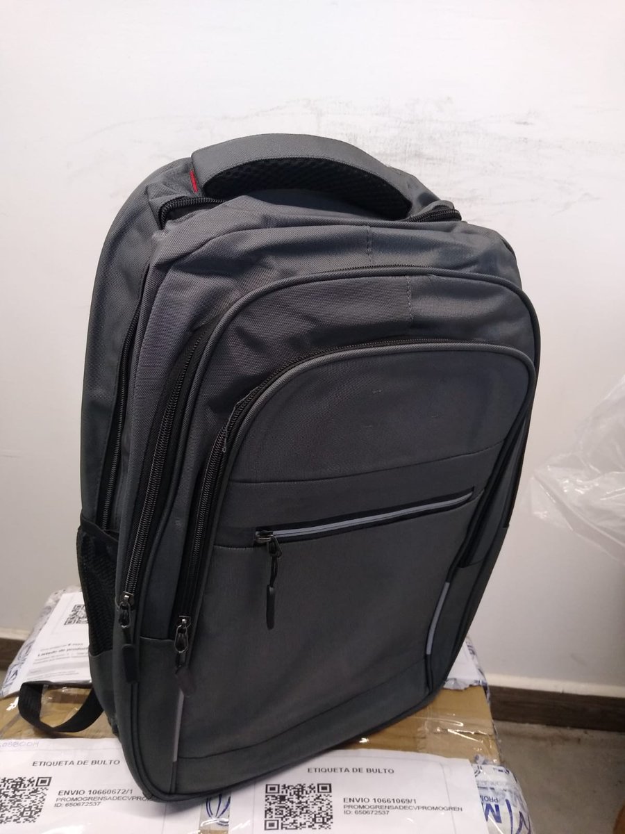 PromoStoreML's tweet image. MOCHILA ESCOLAR CON COMPARTIMIENTO PARA LAPTOP, PERFECTA CALIDAD AL MEJOR DE LOS PRECIOS 
COMPRA YA 

articulo.mercadolibre.com.mx/MLM-1714605942…

#mochila #maleta #escuela #utiles #computadora #laptop #mochilaescolar #oferta #preciosbajos