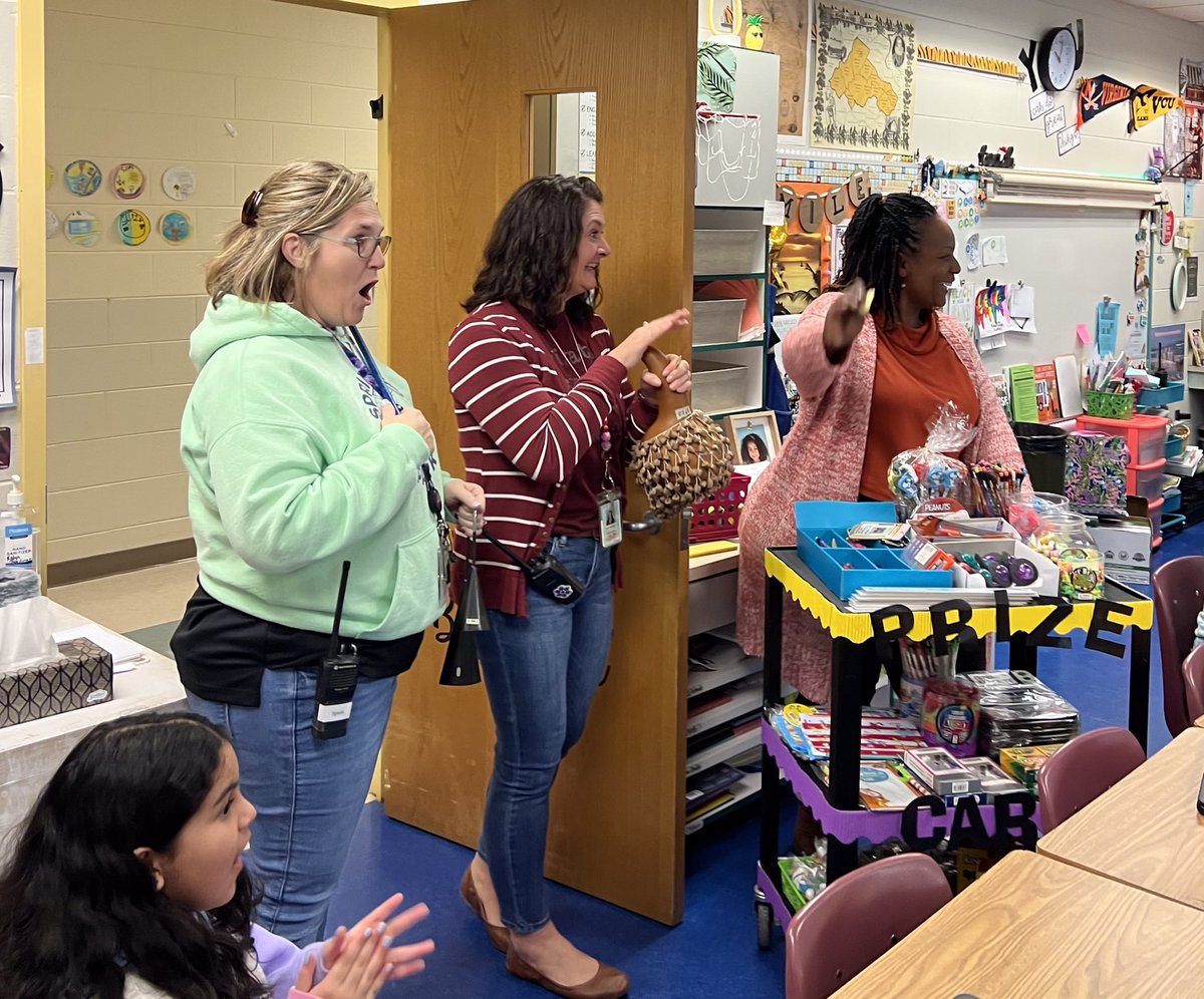 Tracy Spain tweet media