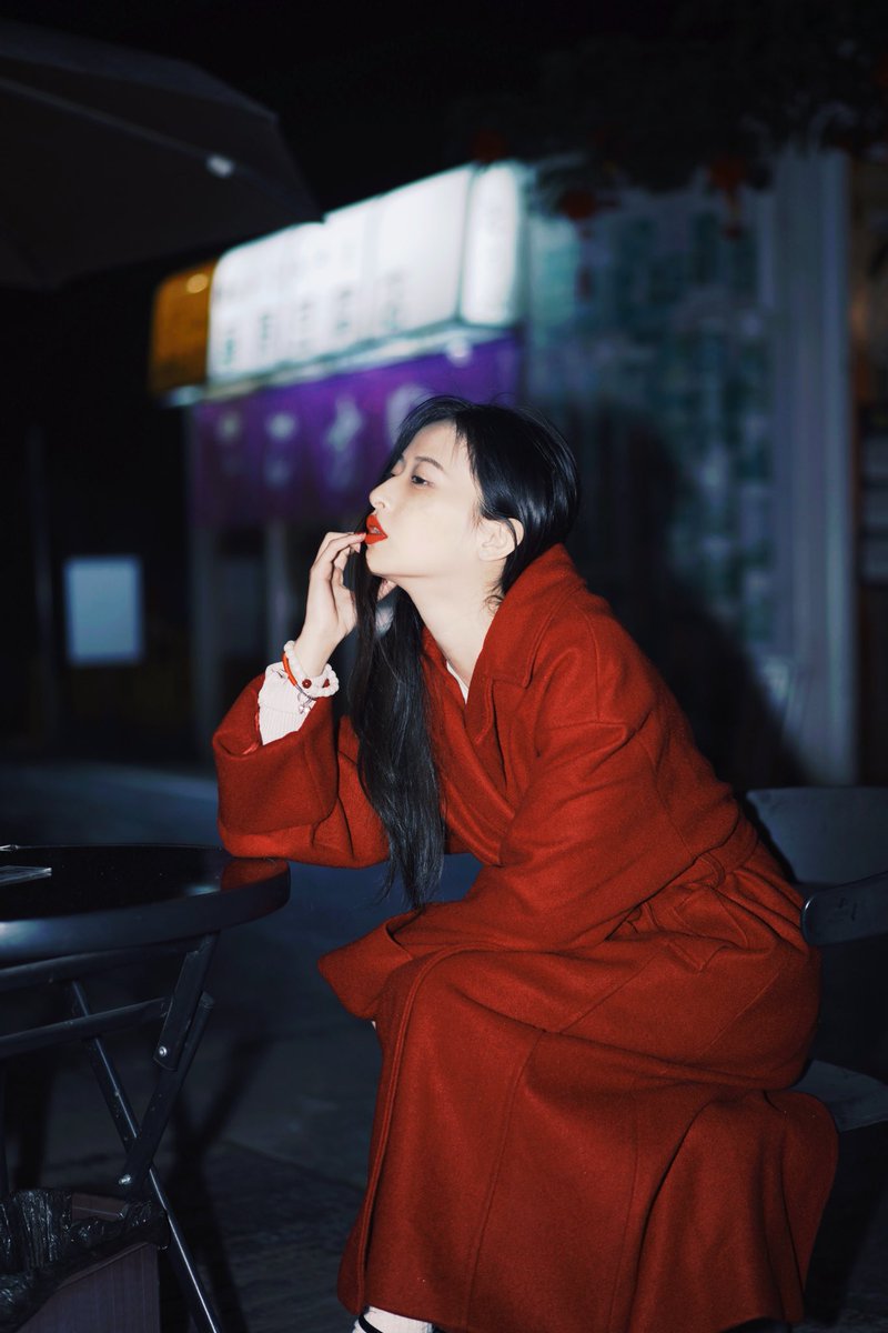水来我在水中等你，
火来我在灰烬中等你。 https://t.co/DDtAc8dwxy