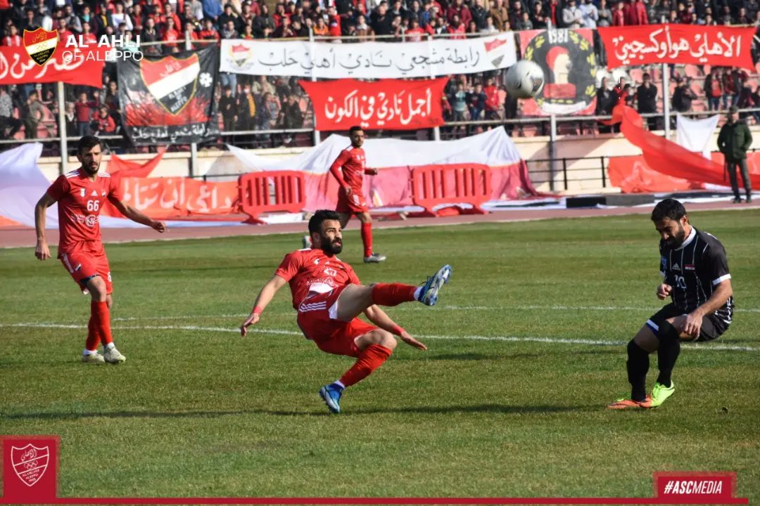 AlittihadSyria's tweet photo. لقطات 📸 من اللقاء الذي جمع رجالنا مع فريق المجد على أرضية ملعب الحمدانية في حلب ؛ ضمن منافسات الجولة العاشرة للدوري السوري الممتاز حيث انتهى اللقاء بفوز فريقنا بهدف مقابل لاشيء بتوقيع عبد الله نجار د45+2⚽️
🟥 #ASCMEDIA |
#ASCALW #WEEK_10 https://t.co/aVQg6s0jTQ